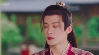 Xiang Liu Fang Feng Bei ปะทะ Tu Shan Jing ออร่าอยู่ที่ 2.8 เมตร Liu Bei ติดอันดับหนึ่งในห้าของการฆ่า