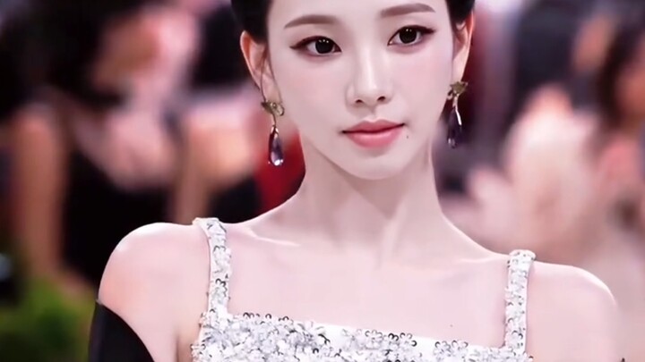 Trương Nguyên Anh lần này coi như thua trắng! Sáu sao K-Pop được mời đến Met Gala, Lưu Trí Mẫn chinh