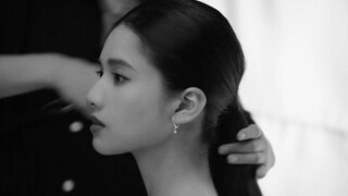 周迅与陈坤的眼光好毒啊！一旦get到她的颜就会上瘾，特别耐看