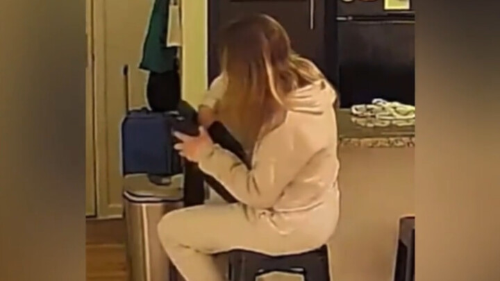 الصديقة: ويلٌ ويل، كيف أتظاهر بأنني لا أعرف؟