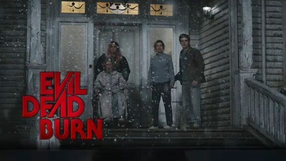 Cuplikan yang gak terlalu zadis dari film “Evil Dead Burn” Tayang bulan depan