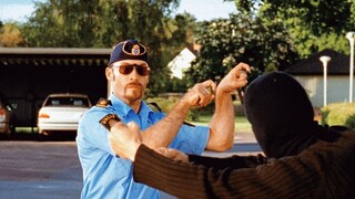 You must have seen this classic scene!