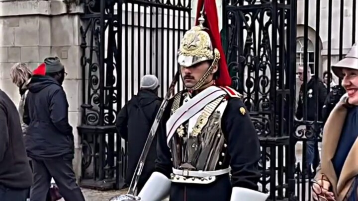 Pasukan Pengawal Raja Tidak Boleh Diganggu