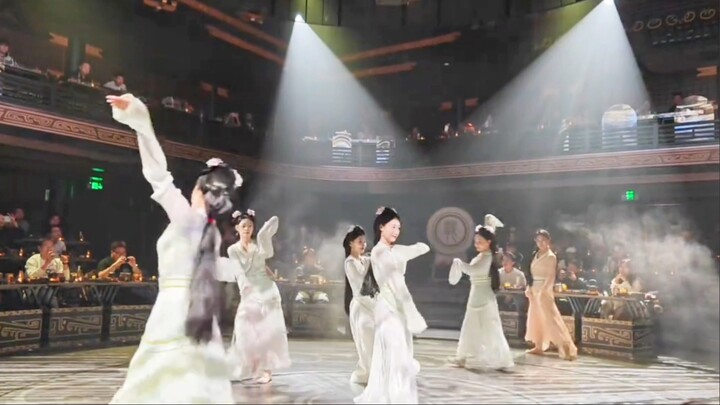 الخطوات الأكثر اكتمالاً لتقليد هاندان، من الذي لا يريد أن يصبح حاكماً متهوراً؟