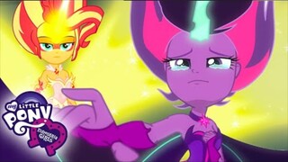 My Little Pony | Daydream Shimmer defeats Midnight Sparkle | Equestria Girls: Friendship Games.