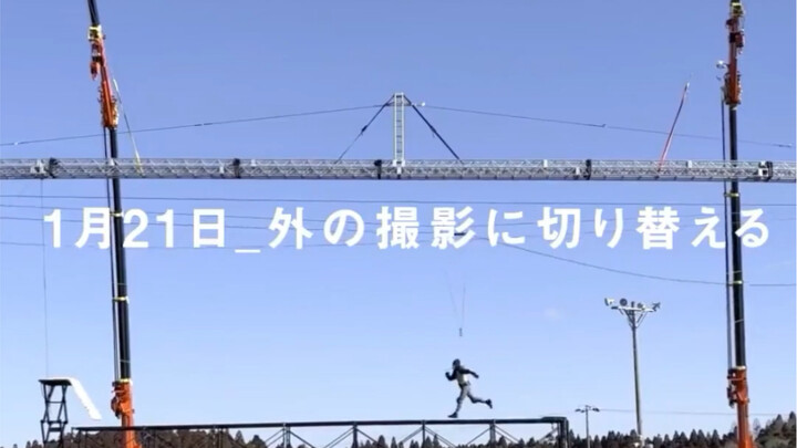 300 people, 180 days—without a single special effect, they managed to make those in uniform...