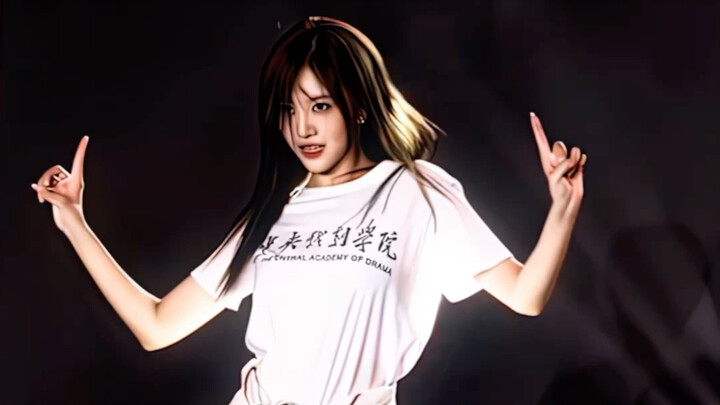 إصدار ملك الذئاب من "Lucifer" مع تغيير الملابس بنقرة واحدة