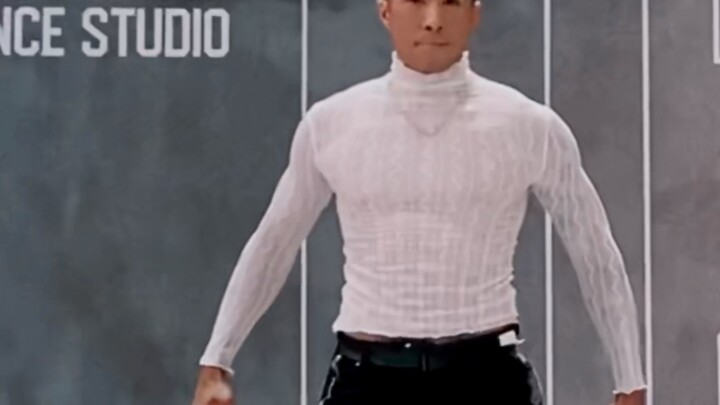 The Chinese tough guy won't admit defeat! ! ! !
