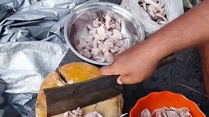 แซ่บจ้า