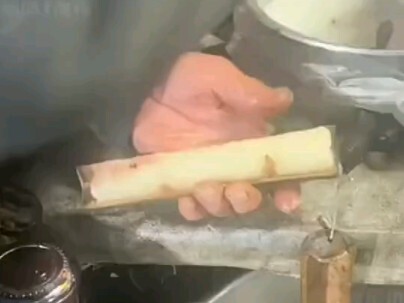 Chỉ ba tệ mà còn đòi ăn món này?