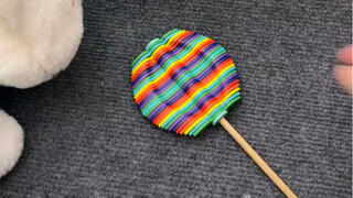 Những lúc buồn chán thì hãy chơi món kẹo mút này đi, thực sự rất dễ chịu đấy!