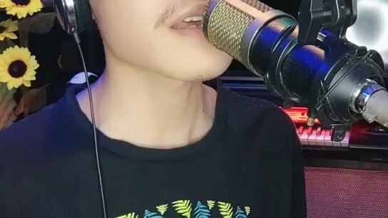 Saik banget lagu ini