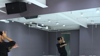 [Ku Shao_Shen Xu Kuo] VAVA "My New Clothes" vũ đạo do Shen Xu Kuo biên đạo trình diễn phản chiếu