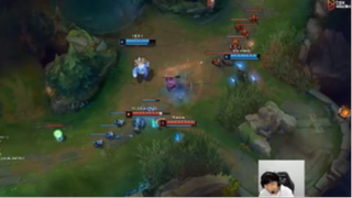 BÌNH LOẠN RANK ĐỒNG_ CƯỜI ĐAU BỤNG VỚI GAME ĐẤU NUNU ĐI RỪNG LẦN ĐẦU TIÊN CỦA F4