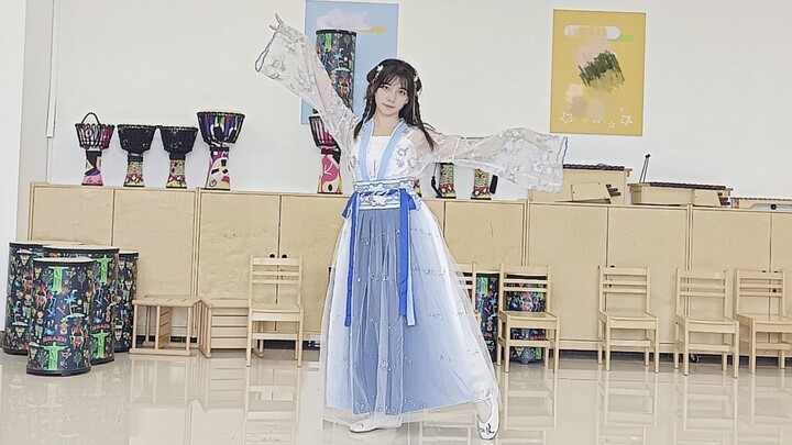 【Xuan Zi Jiang】การเต้นเพลง "อย่าถามว่าเมื่อไหร่จะกลับมา"