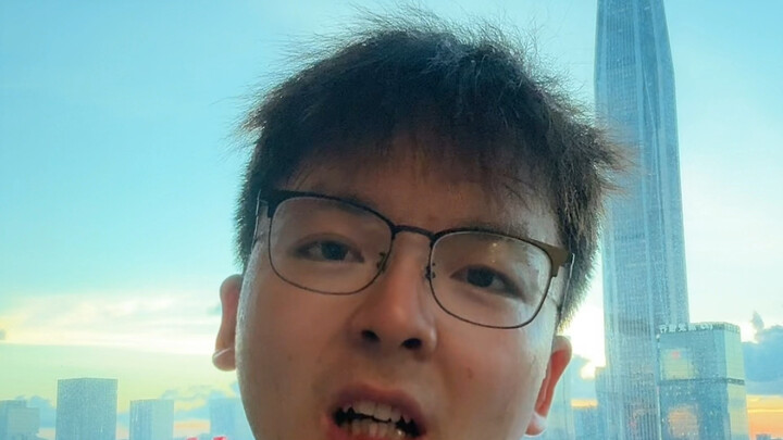 Dù đã kiên trì suốt một năm và chìm đắm trong chuyện này, chúng tôi vẫn thấy việc công khai xin lỗi 