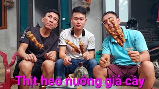 Thánh Ăn Tiết Canh.Làm Thịt Heo Nướng Rất Thơm Ngon.Chương Trình Ăn Uống | Biển Nguyễn ngọc.