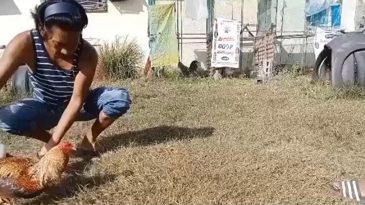 sinubukan muna  mag bitaw,