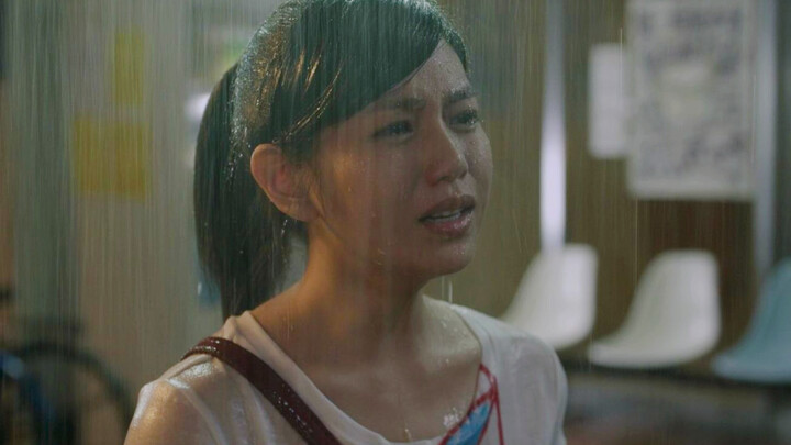 "Titisan air matamu bagaikan hujan deras, berhamburan memenuhi lantai, namun jelas terpatri di dalam