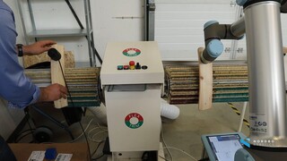 Mimic with UR: Furniture sanding | Nordbo Robotics