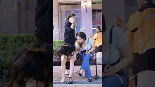 Ambil sandal cewek seksi cantik sampe kebingungan #viral #prank #trending #shorts #funny #lucu