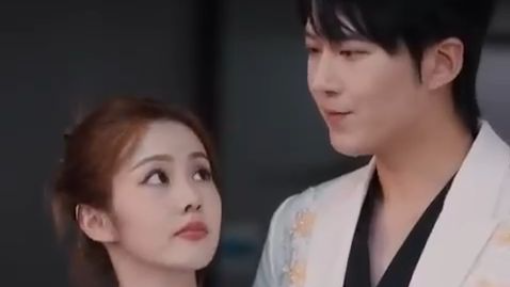 After three years of separation she returned with her boyfriend