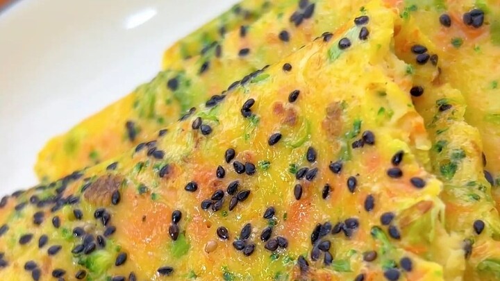 A vegetable breakfast pancake you can whip up in just a few minutes—beautiful and nutritious