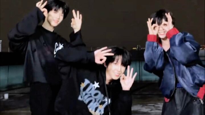 Yang Bowen, Zhang Hanrui, Chen Sihan, FaSHioN dance cha