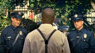The police officers underestimate a black cleaner, unaware he's a crazy rich that owns a bank