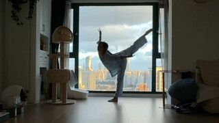 The weather is nice, just jump around