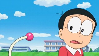 Doraemon, the whole family is out, the blue fat man takes out the nanny rope to take care of Nobita