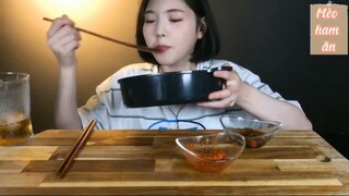 Tô bún hải sản và bánh tôm cuối #amthuc