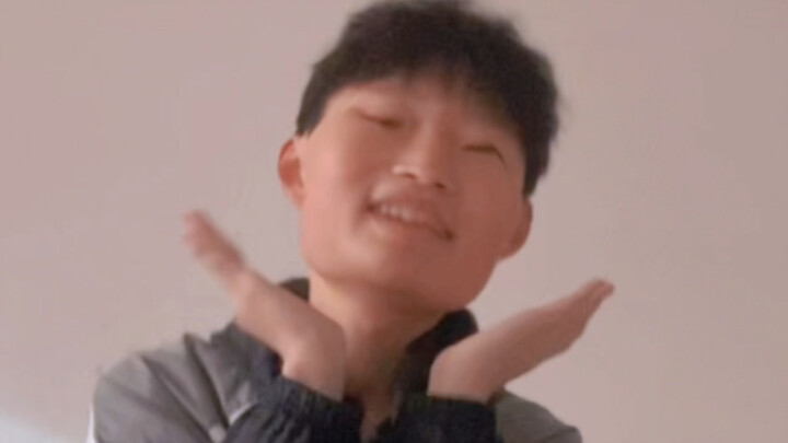 Is this how it is in the 2D world? (2) Sorry I’m just so darn cute.