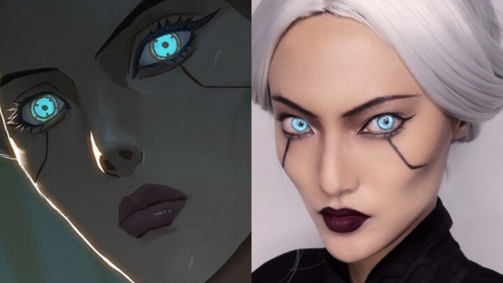 Riasan Tiruan Seri LOL (Bukan Cosplayer Profesional)