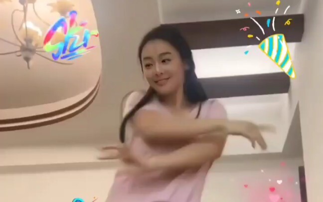 เมื่อเต้นรำไม่มีส่วนใดของร่างกายที่ไม่เคลื่อนไหว