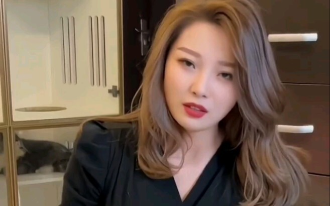 Làm thế nào để lừa mỹ nhân dọn nhà.