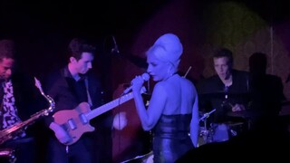 Lady Gaga Surprise Performance in Hollywood ("Fly Me To The Moon")