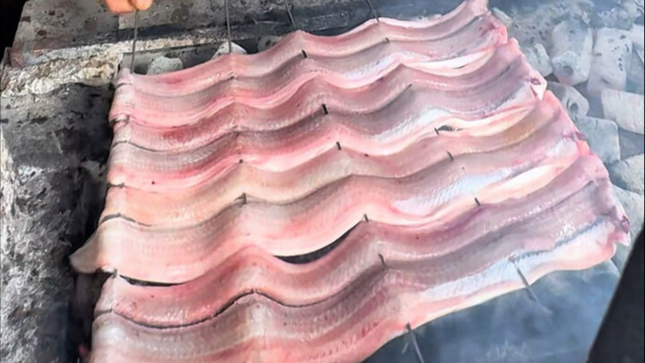 Nagoya’s Juiciest Specialty: A Must-Try Extra-Large Unagi Don That Even Early Birds Line Up For!