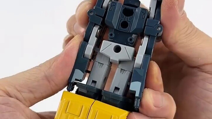 A combination of land, sea and air! Weishangpin's six-in-one small-scale mecha!