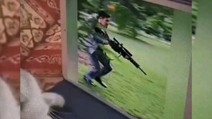 “Con mèo ngầu nhất thế giới loài người”