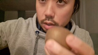 ASMR EATING SOUNDS - GREEN KIWI