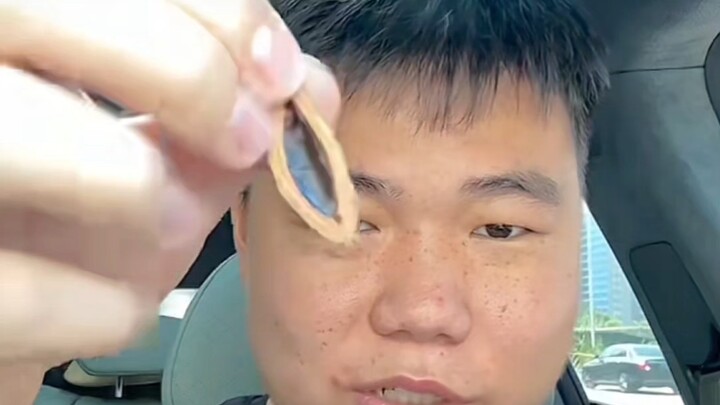Ajun’s latest video from July 26: Only by eating less and chewing more can you truly quit.
