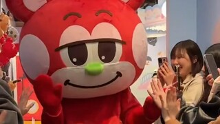 栗子扣女王跳siren! 完全粉丝见面会～
