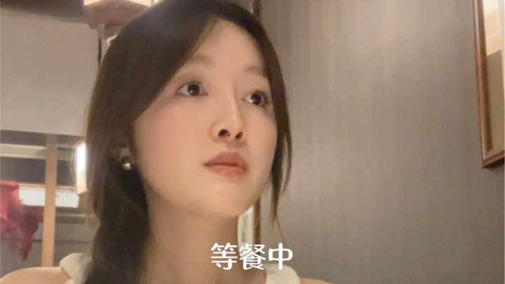 Vlog: Traveling and Drinking with Mom