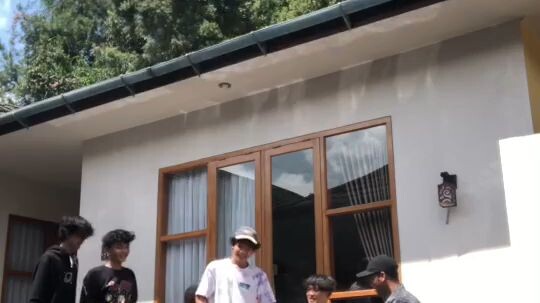 Ada ga si yang mau berkawan sama kita lagi kurang orang ini ga seru