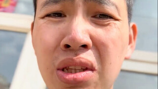 我低估了人性的贪婪  我本想让你们吃口饭 可有人想端走我的锅说饭是他做的…