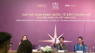 Dàn giám khảo quốc tế Hoa hậu hoàn vũ Việt Nam 2022 ra mắt báo chí truyền thông