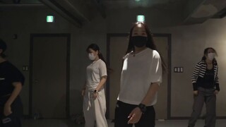 رقصة جديدة لـ Bada Lee، أغنية Kiana Lede الجديدة "Can I"