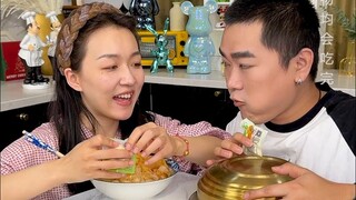 #Quail Eggs Binbin thought she was so clever, but now she won’t get the good stuff~ #Perfect New Yea