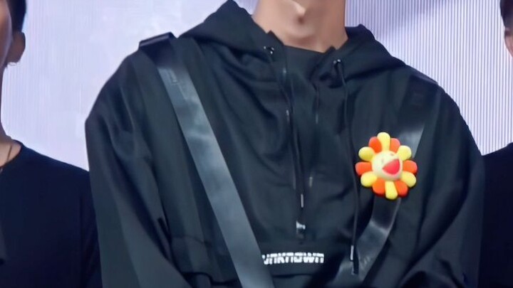 【Wang Yibo】20180609 Master Kong Iced Black Tea Blow-the-Dust Dance Live Shot 【4K】